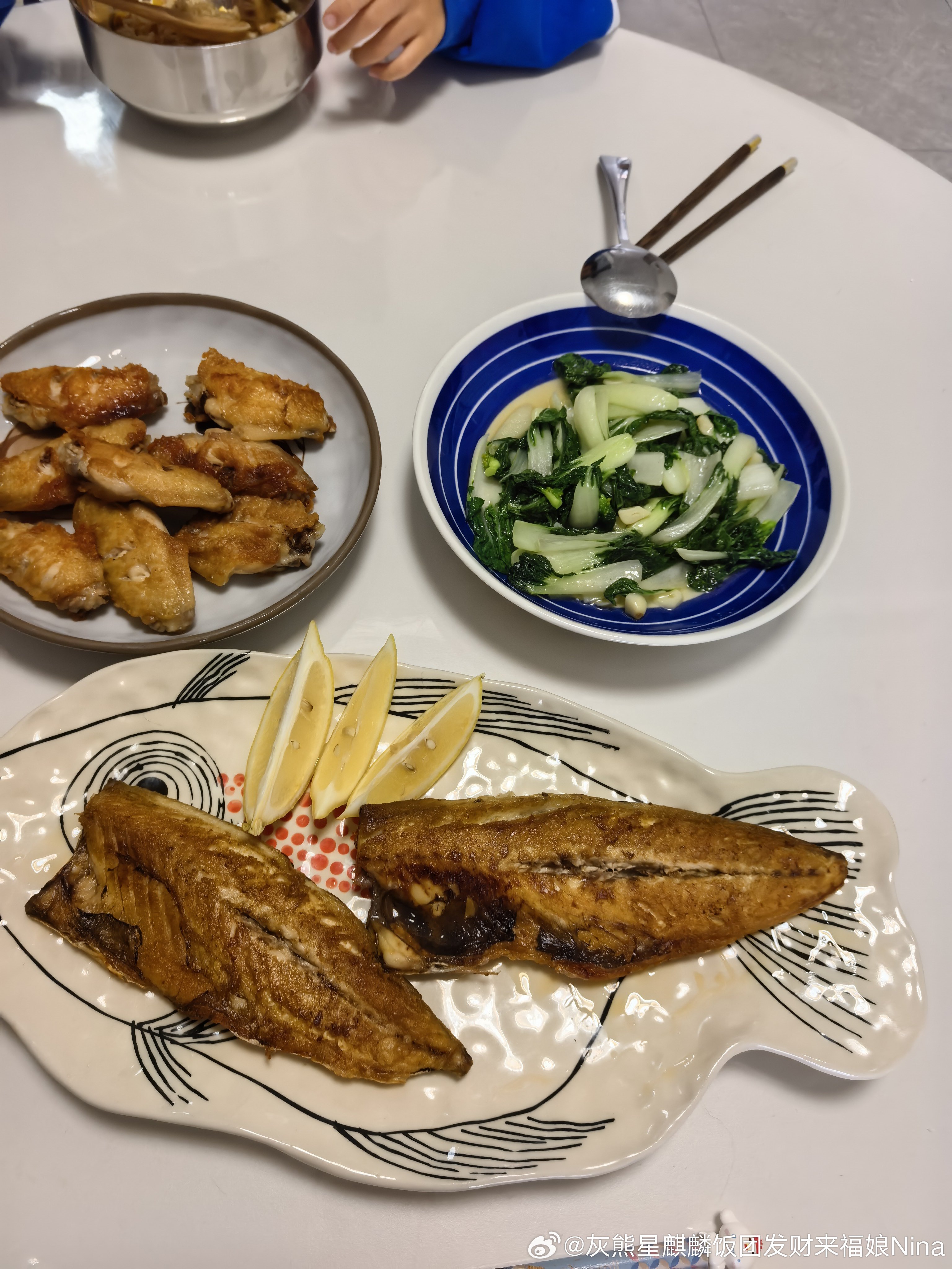 今天吃的是煎煎煎的菜[耶]午饭要积极[超话] ​​​