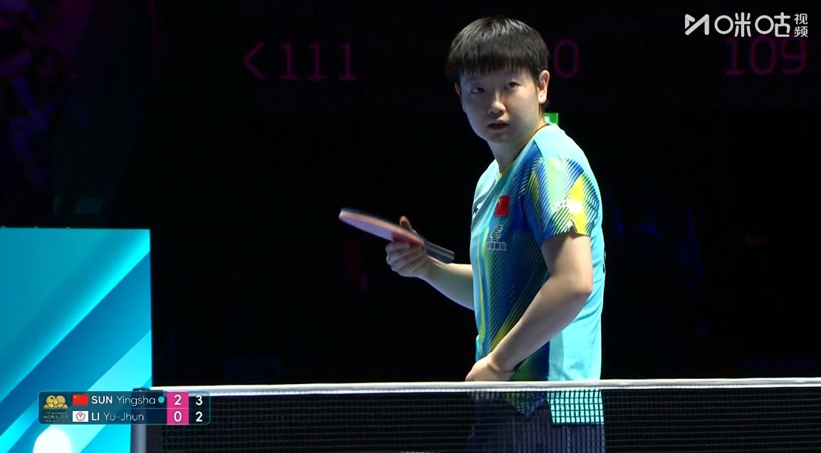 感觉侯英超把莎莎给研究透了，
从第一局开始就说，今天莎莎的杀气太重，
看来想要速