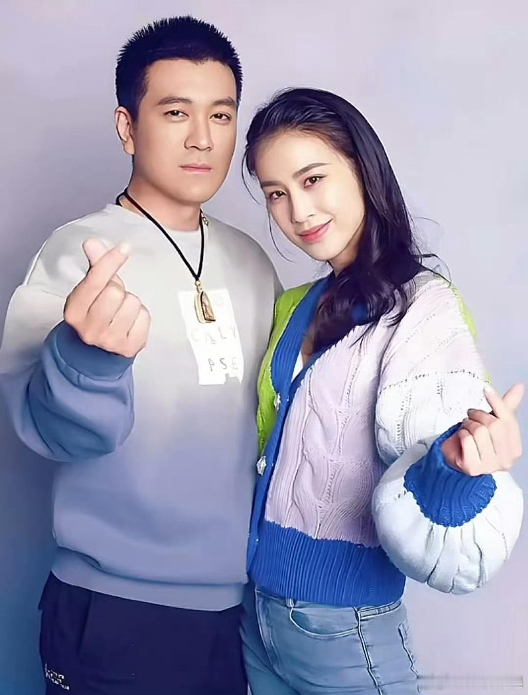 #刘大锤曝黄圣依不离婚的真正原因#这个刘大锤到底何许人也？每天东一榔头西一锤，卓