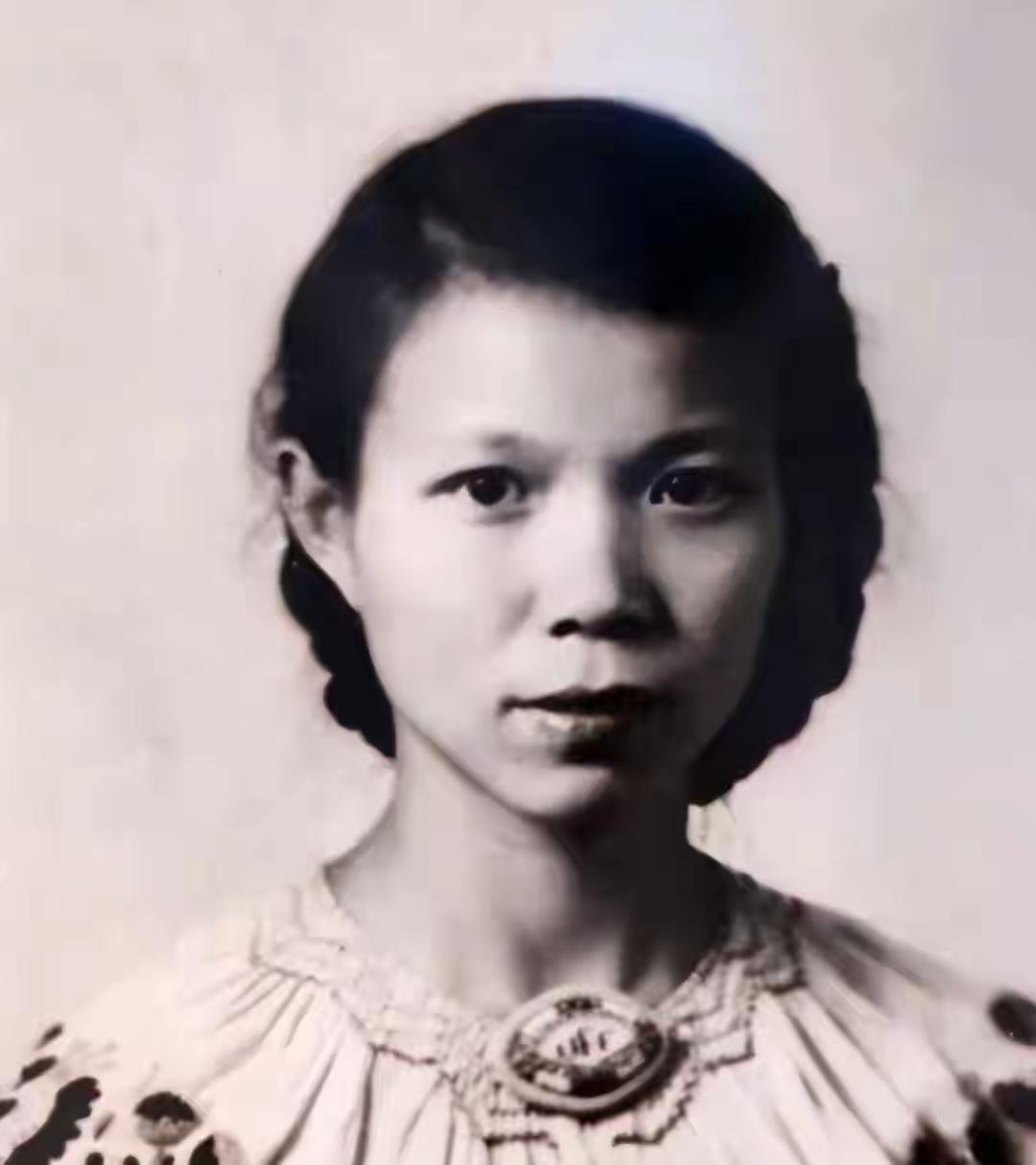 爸爸正国级，妈妈副国级，她却扎身北大荒，把一辈子献给了农民
 
​​这个姑娘名叫