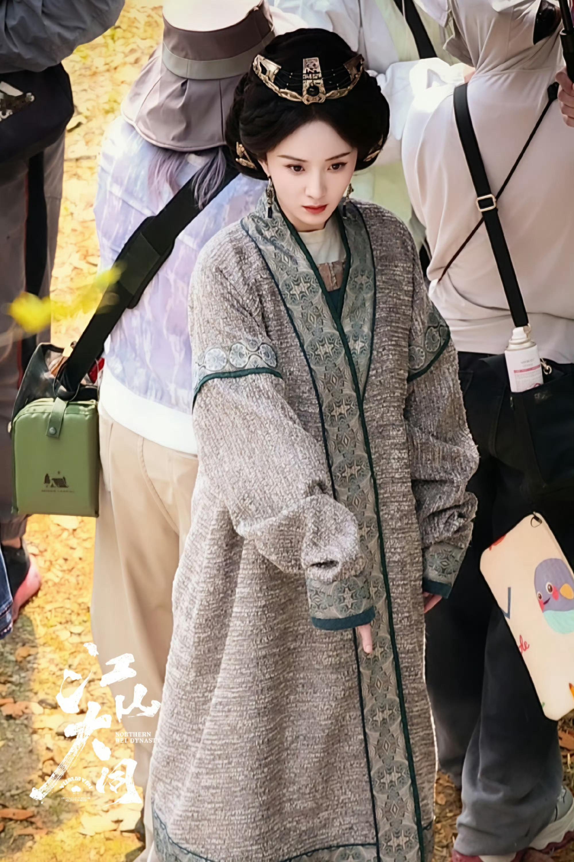 杨幂冯湮儿太后微服私访我家太后 