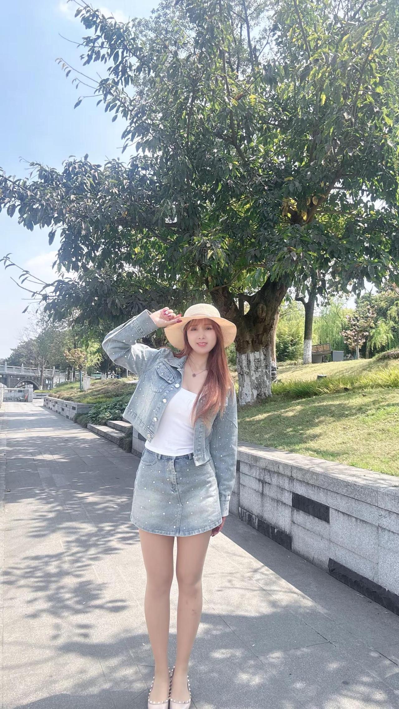 做个叛逆的中年老登内耗个der，你不喜欢的人，一定不是好人；不喜欢你的人，怎么可