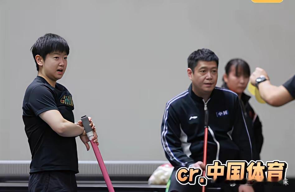 莎莎参加亚锦赛
印度场馆训练全景图：
魅力依旧
前程锦绣
笑容如花
春风铺就
若