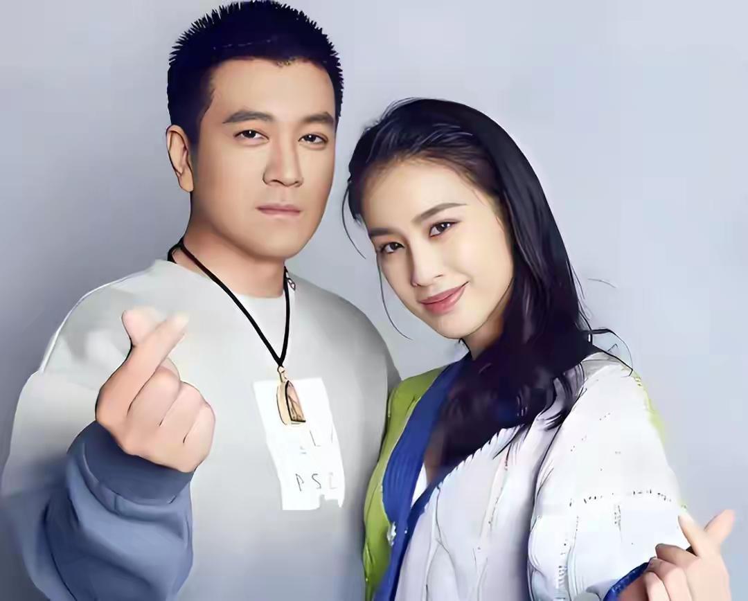 据网传七夕当天，黄圣依一条商业推广动态，竟把前夫扬子“炸”了出来，扬子在评论区互