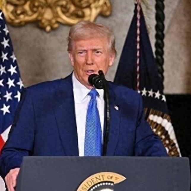 这次特朗普要认怂了。在美·以·伊军事冲突中美国打又打不赢，谈又谈不拢。
伊朗再次