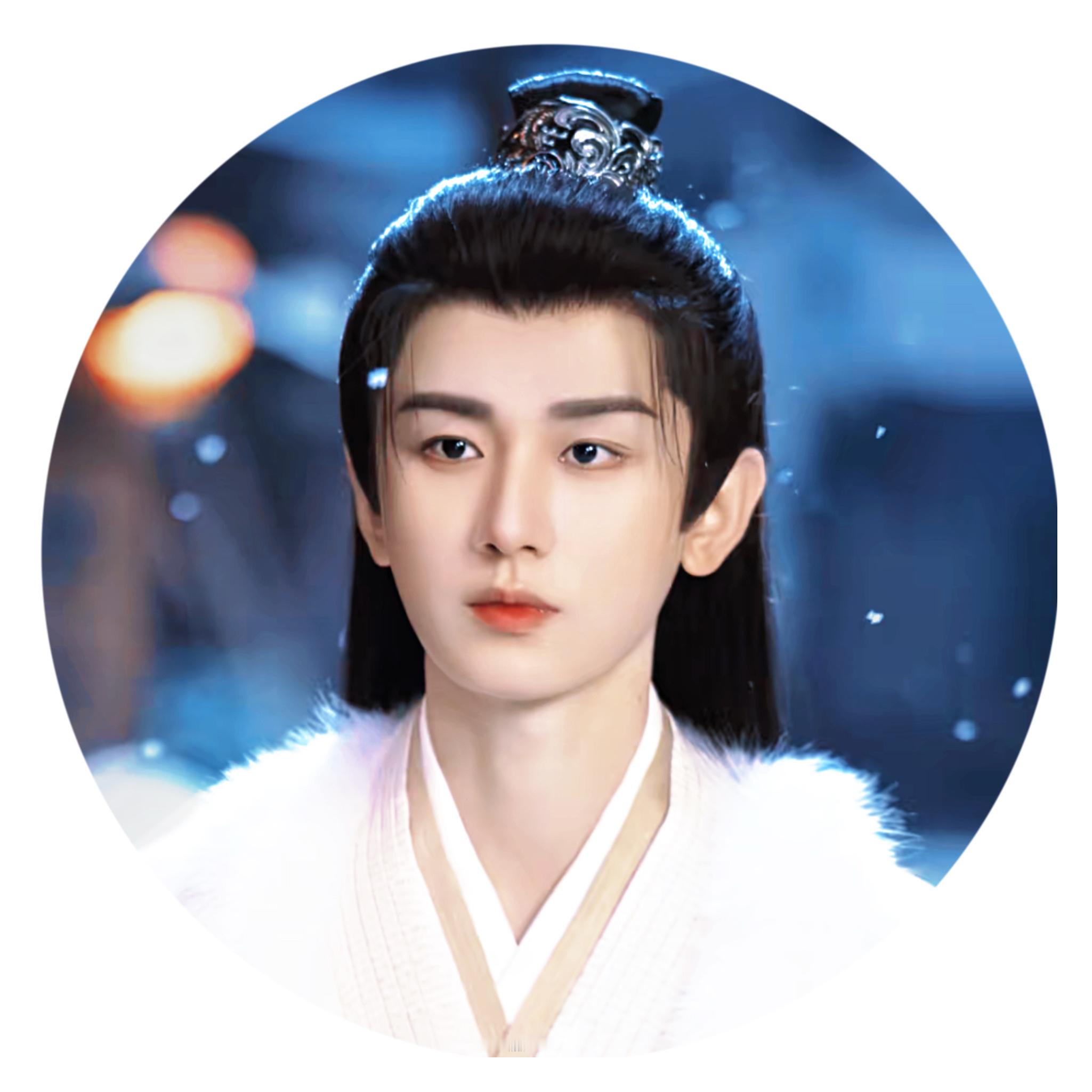 5年来，第一次剧播见成毅把抖音头像和背景都换了，以前都是换微博头像！三个平台头像