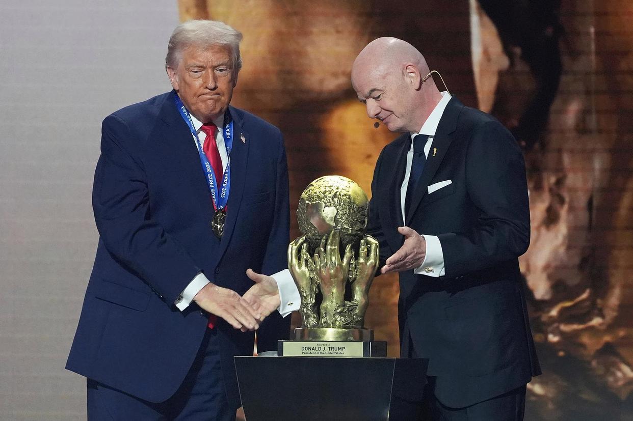 世界杯惊天黑幕！56年铁律被打破，FIFA偏袒美国引全网炸锅
 
2026美加墨