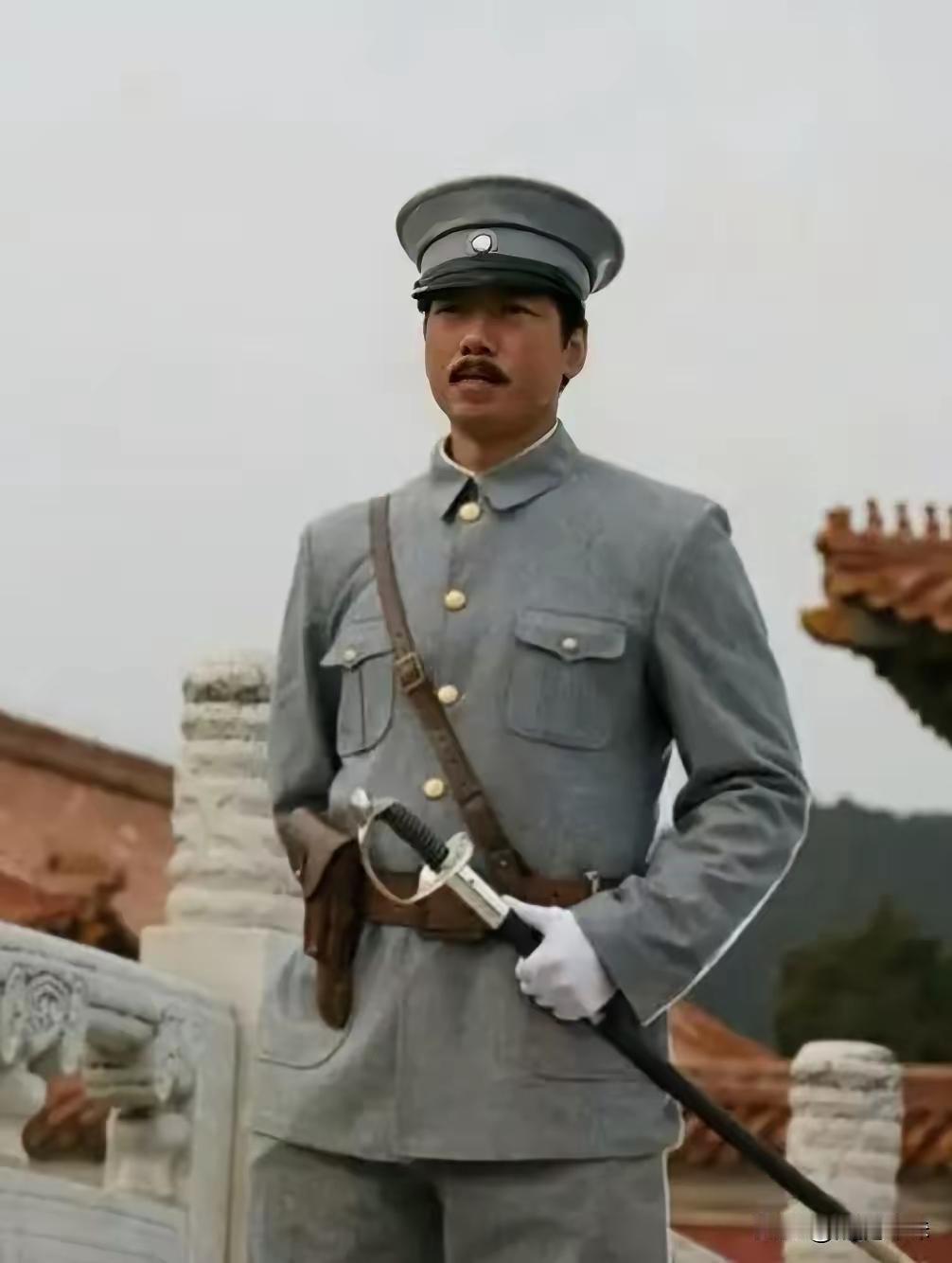 刚才专门去网上看了看，太平天国相关的服饰商品，现在是一件都搜不到了。这做法真有点