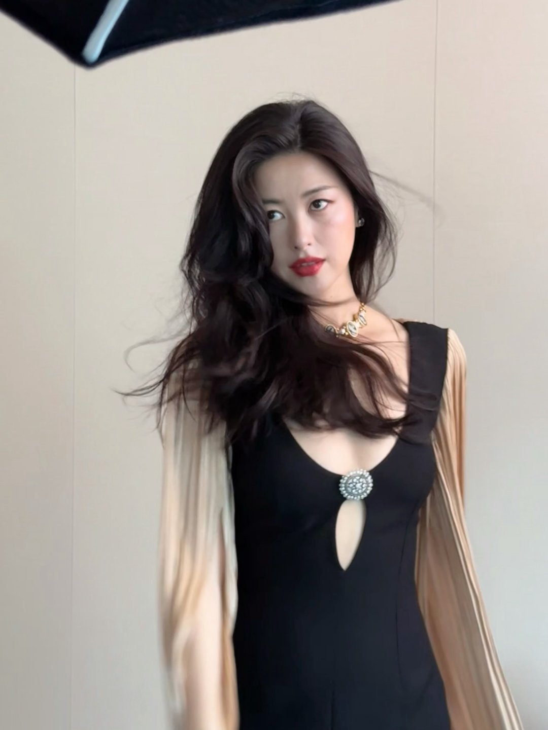 比朱珠美貌更夯的是她的衣品朱珠审美的含金量还在上升 朱珠穿搭从不盲从潮流，质感版
