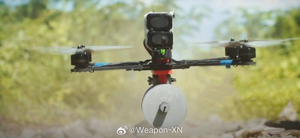 #兵器影像[超话]# 台伪军使用 FPV 攻击无人机进行训练的首个画面已泄露到网