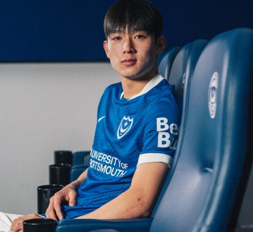 英冠第24轮，朴茨茅斯主场2-1绝杀查尔顿，本赛季被热刺租借到朴茨茅斯的19岁韩