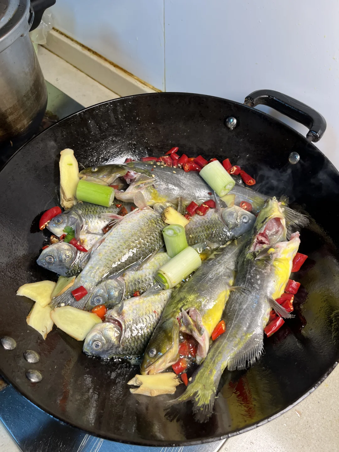 你们吃过鱼汤泡饭吗