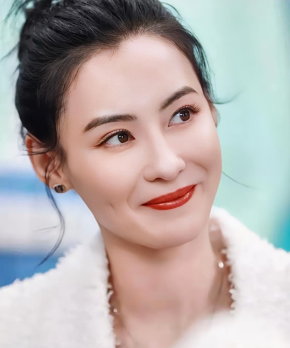 谢贤的话应验了，他曾经说过，张柏芝是一位好妈妈。在谢贤永远离开后的几小时内，张柏