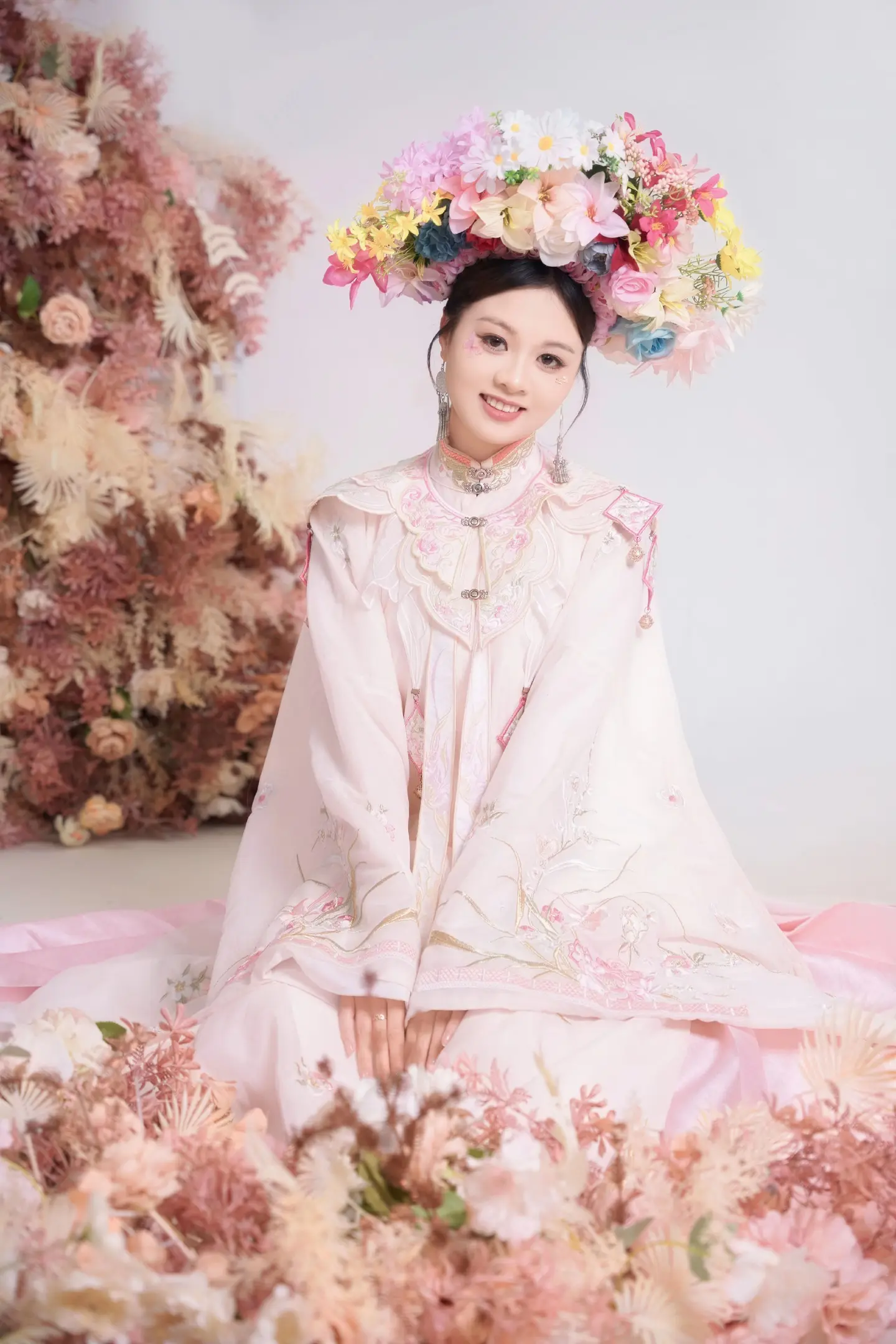 ᨶ႒ᩚᨶ႒ᩚ把幸福和好运戴在头💐 一日簪花，一世无忧🌺 今生簪花...