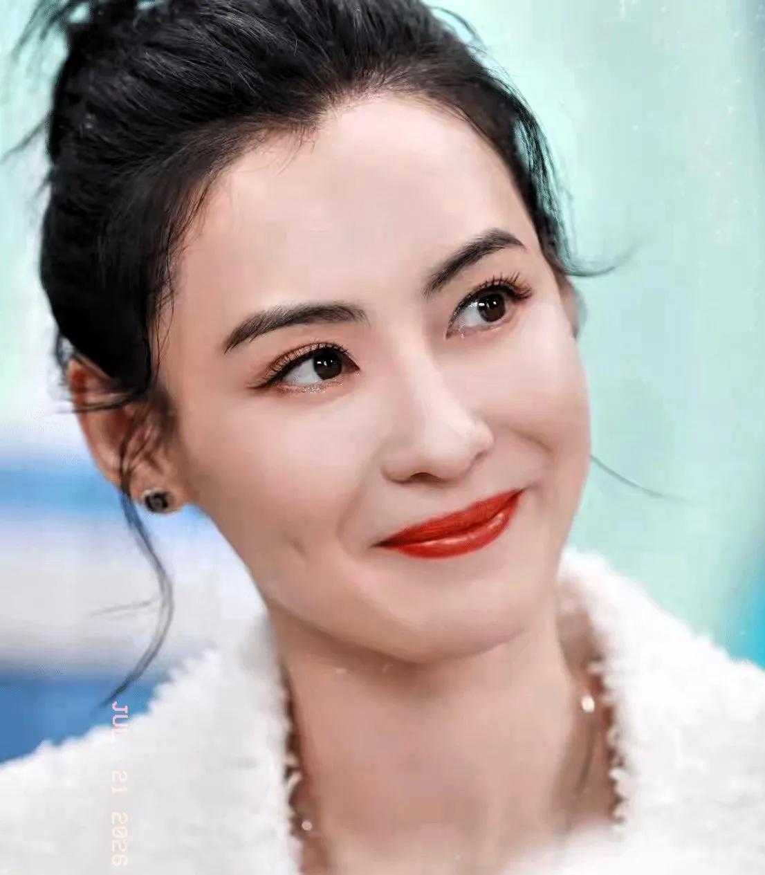 谢贤的话应验了，他曾经说过，张柏芝是一位好妈妈。在谢贤永远离开后的几小时内，张柏