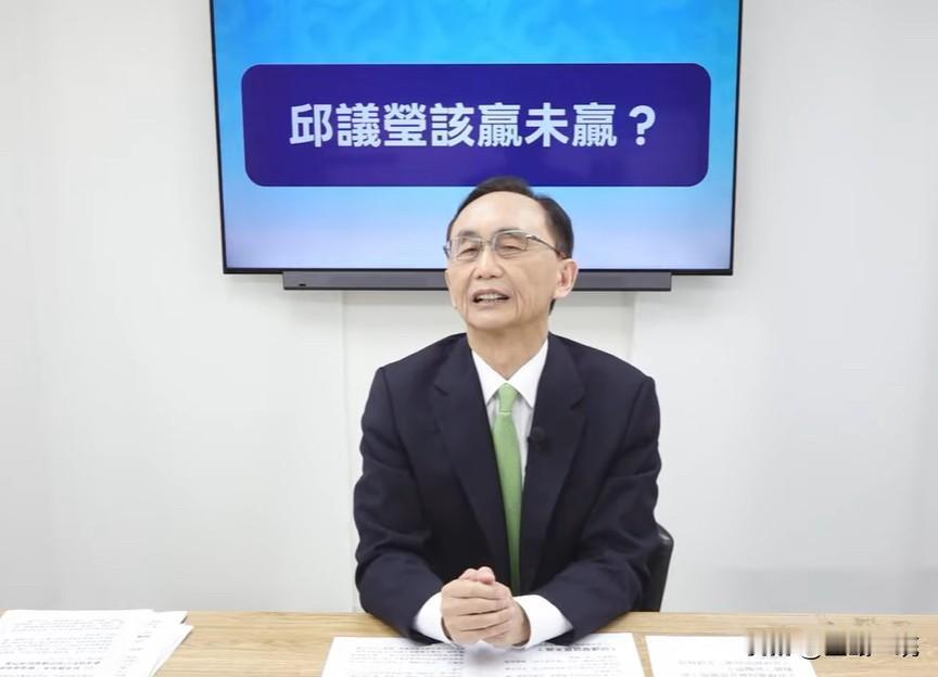 吴子嘉：赖瑞隆胜邱议莹是“民调样本有问题”

针对赖瑞隆在民进党高雄市长初选中胜