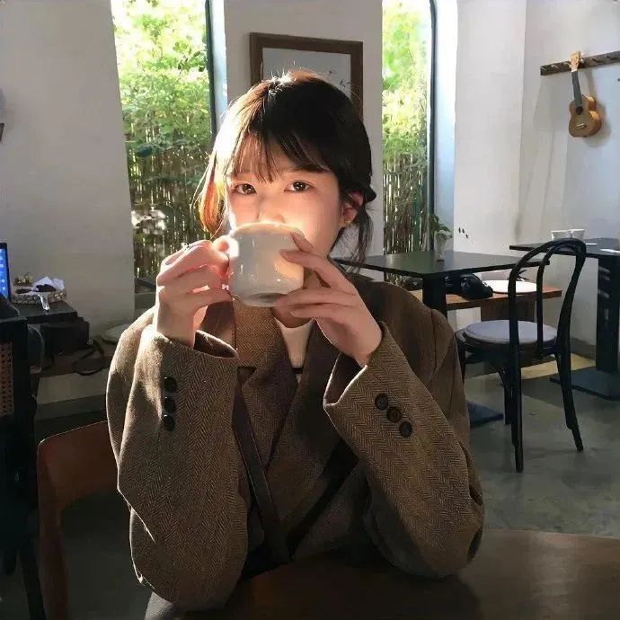 无论男女，你可以不结婚，但你不要晚婚。不要想着有车有房有钞票以后，就能得到你喜欢