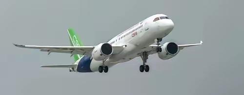 以牙还牙！
欧美故意不给中国C919发适航证，就是想卡住国产大飞机的脖子。我们也