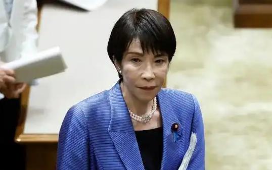 高市早苗过境中国回日本！当天，日方猛然发现：冲绳附近不对劲！
 
7月3日这天，