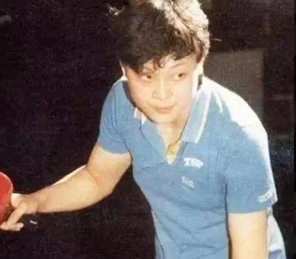 1987年，女单半决赛对阵安排出炉，队内根据整体赛事布局，安排何智丽在半决赛中让