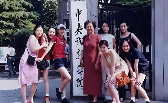 能给认全最少你快五十了[黑线]
