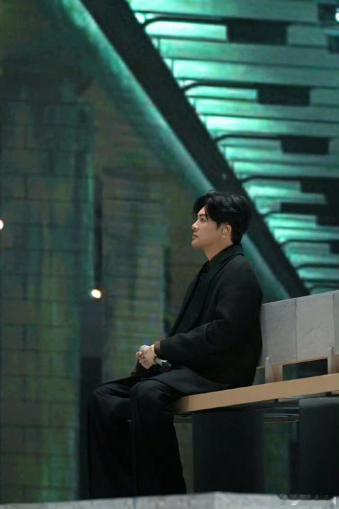 苏有朋声生不息榜样力量奖苏有朋斩获《声生不息》榜样力量奖👏!他在获奖感言中感恩