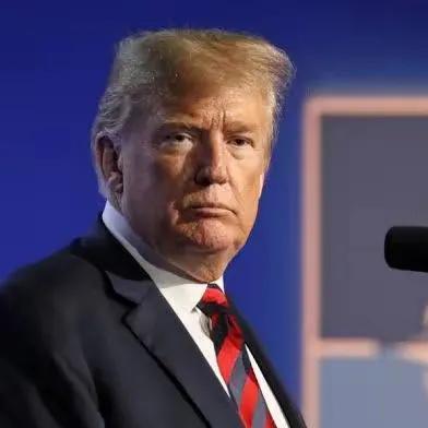 中美现在都明白了，两强相争，不让小国得利。一个是坚持不结盟，反美可以，但是打着反
