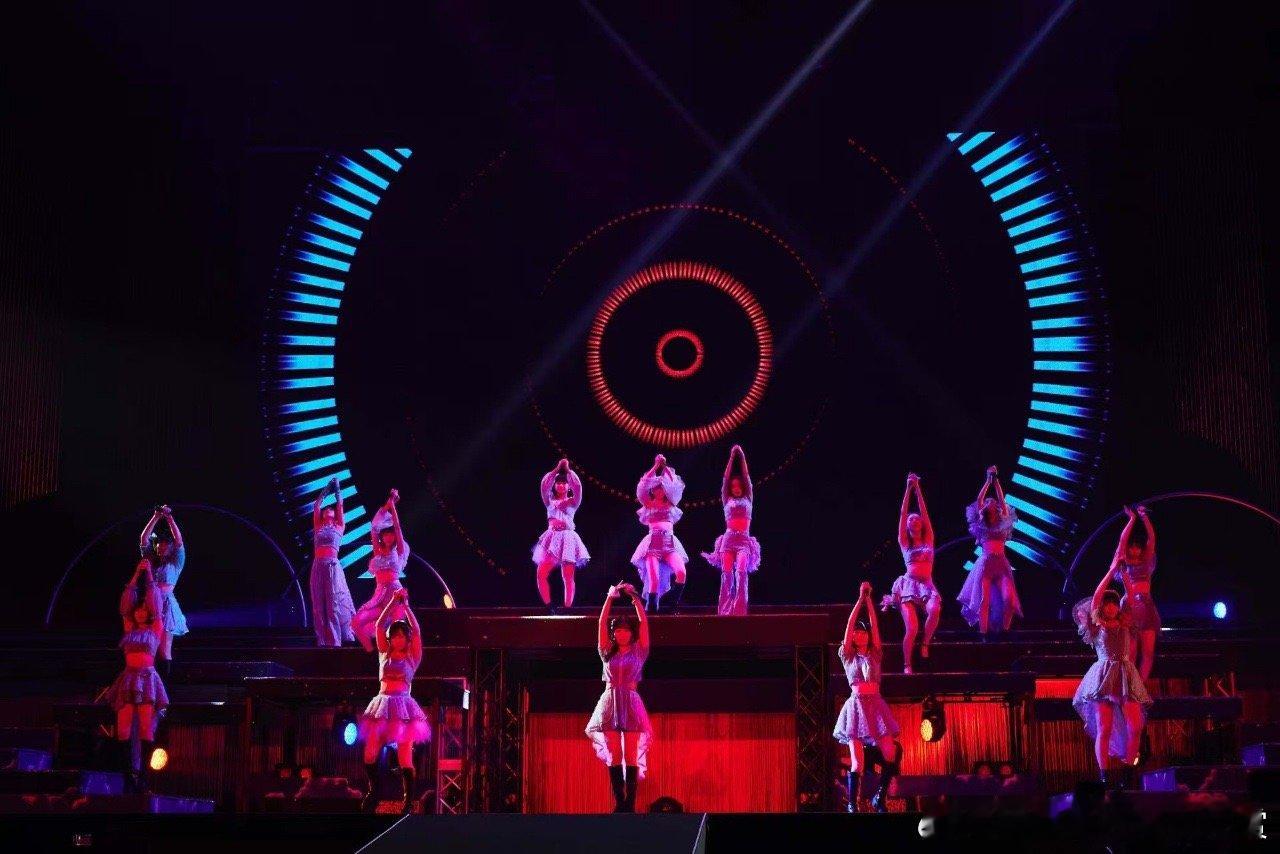 日本国民女团早安少女组来了 看到早安少女组上海演唱会官宣的那一刻就已经开始期待一
