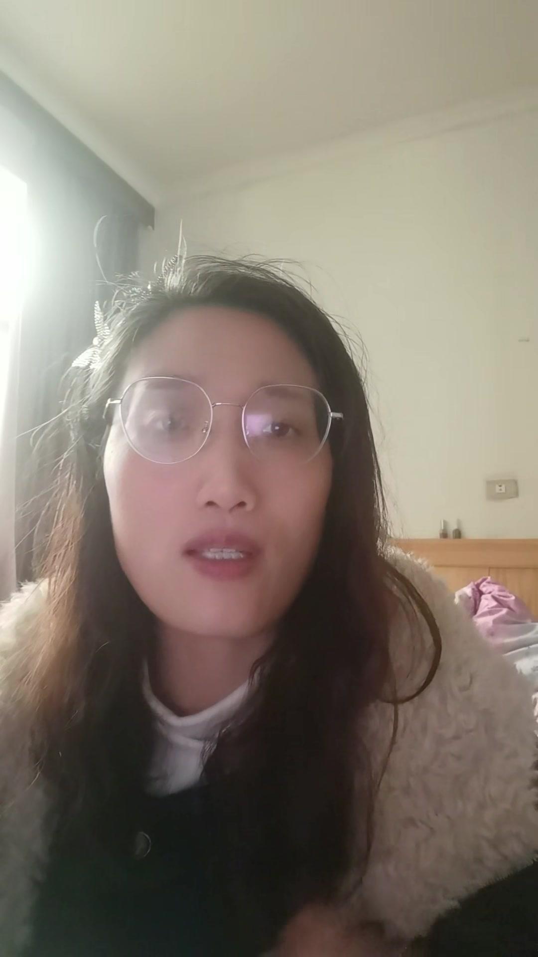 中年恋爱真的太难了！一直觉得恋爱是件需要勇气和纯粹的事，尤其是到了中年，好像真的