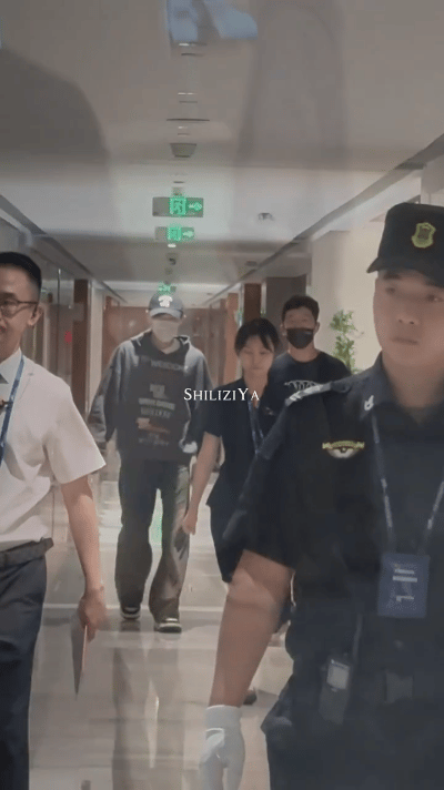 宋亚轩头发宋亚轩新发型，短发好清爽！ ​​​