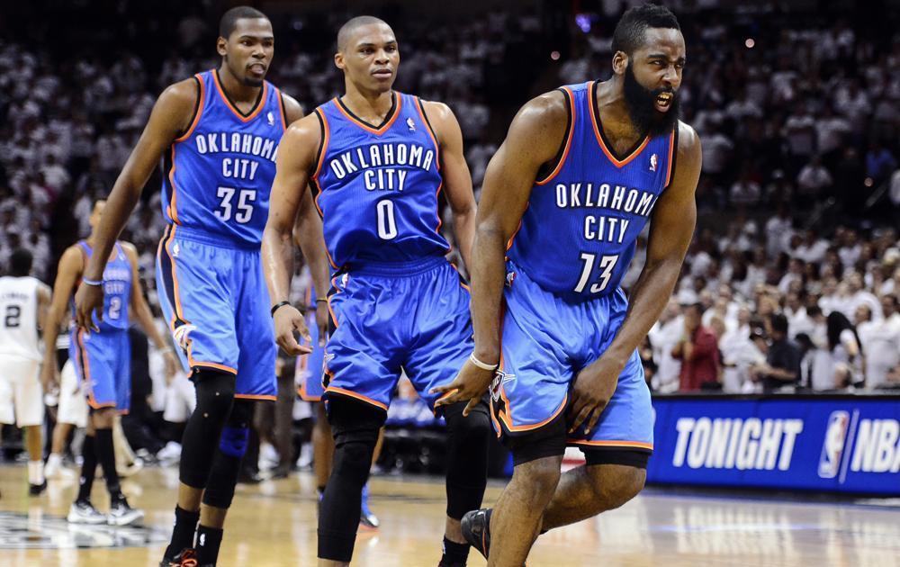 告诉2012年那三个身穿雷霆蓝的少年：你们会在35岁之后，变得更恐怖。
他们根本