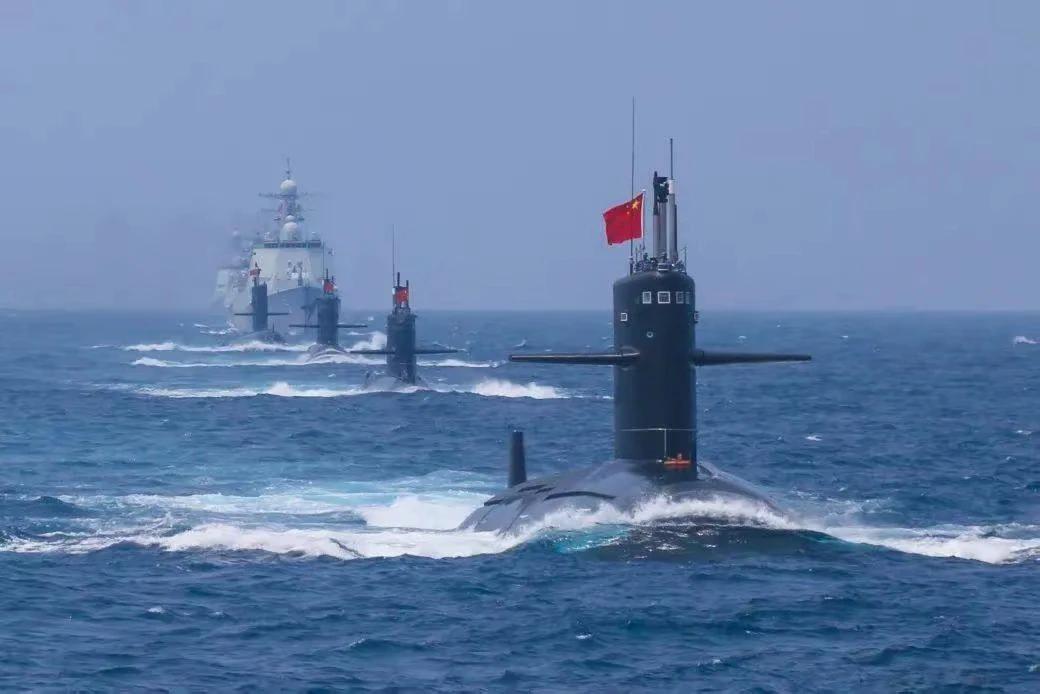 关于中国目前部署在南海的舰队高达9艘，其中包括1艘055舰、3艘052D舰、3艘