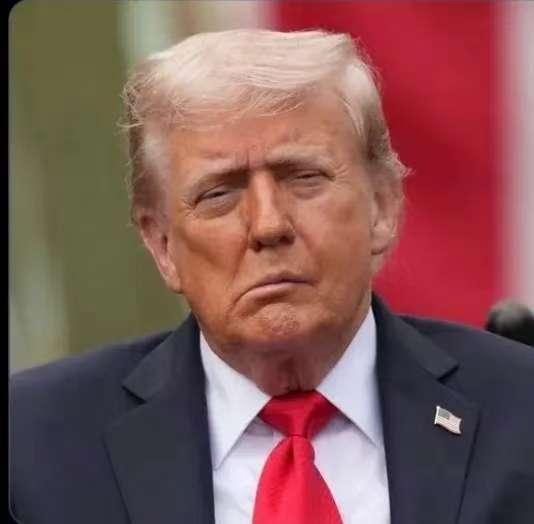 特朗普真是“猫哭老鼠，假慈悲”，居然发文说美国是想帮助中国，而不是伤害中国！
 