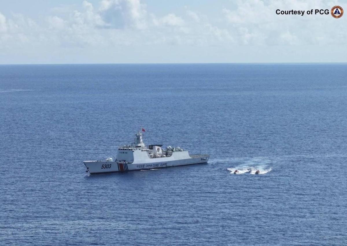 菲律宾拉印度在南海挑衅，中方海军、海警同时上强度，菲方懵了：怎么不惯着自己了？