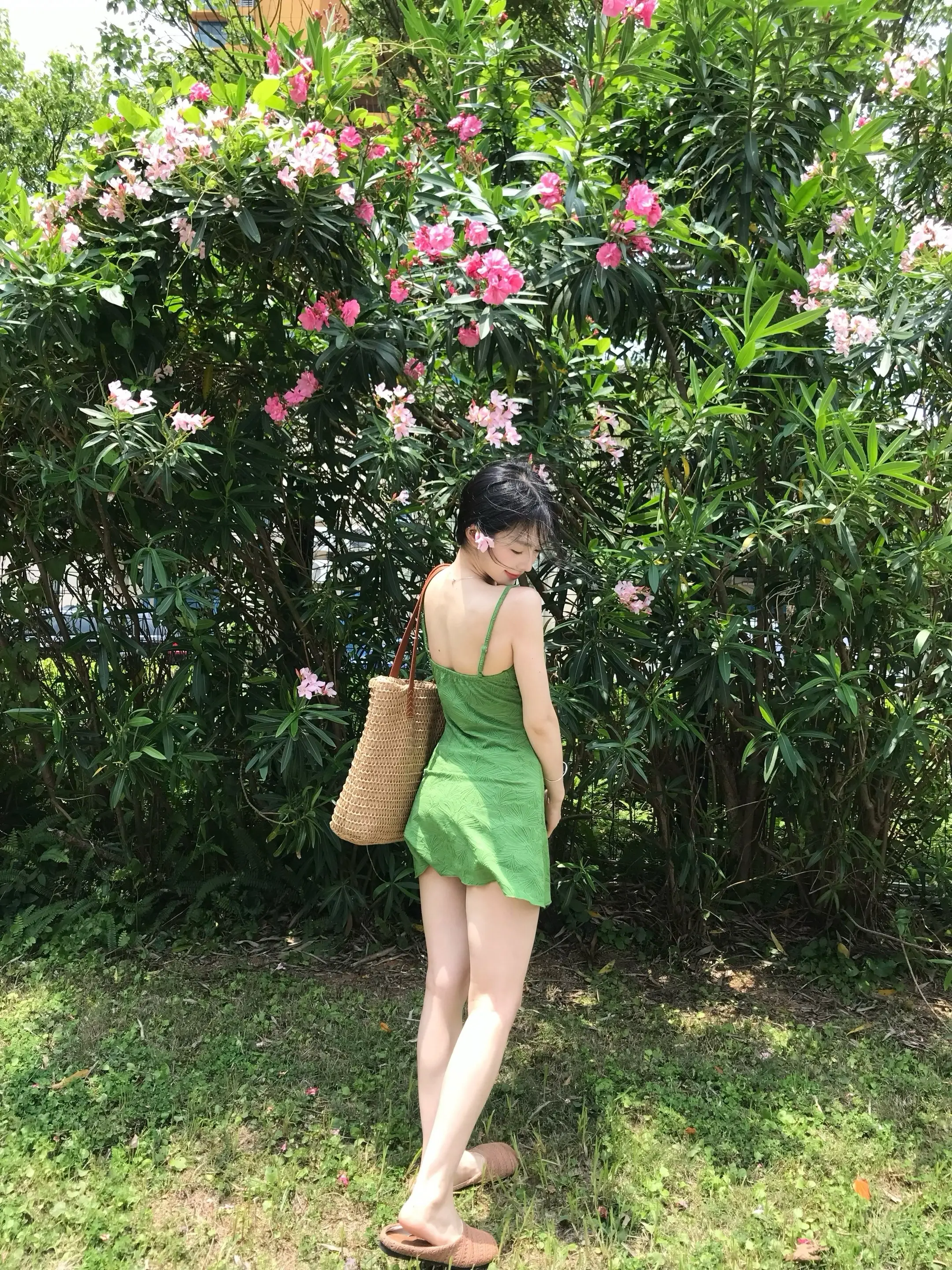 某天 你也成为我轻描淡写的一页