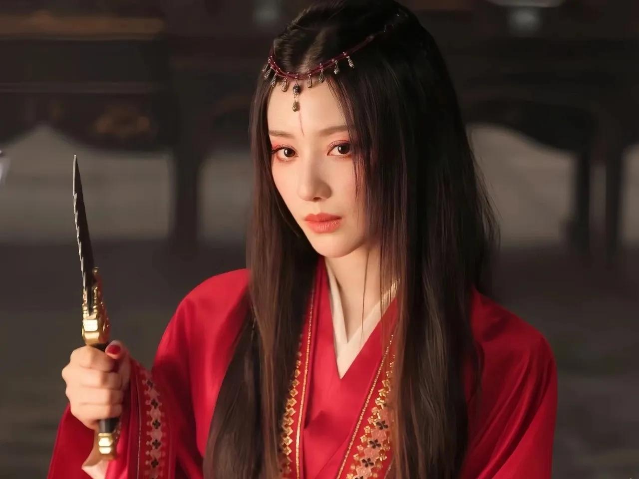 《莲花楼》
“疯批美人”角丽谯[爱慕]