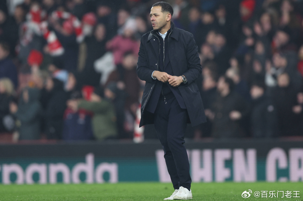 卡斯卡里诺：切尔西转会操作就像流水线，不赢球你会失去明星球员3月30日讯 在ta