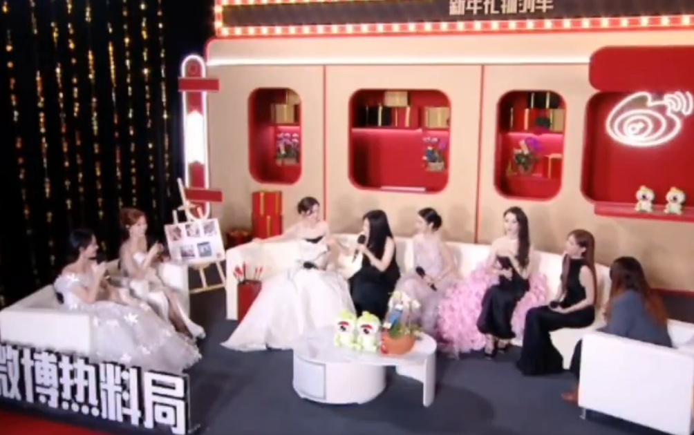 袁娅维的狗见过的明星比我多  Roy在录音棚里的身影，成为了Tia音乐旅程中不可