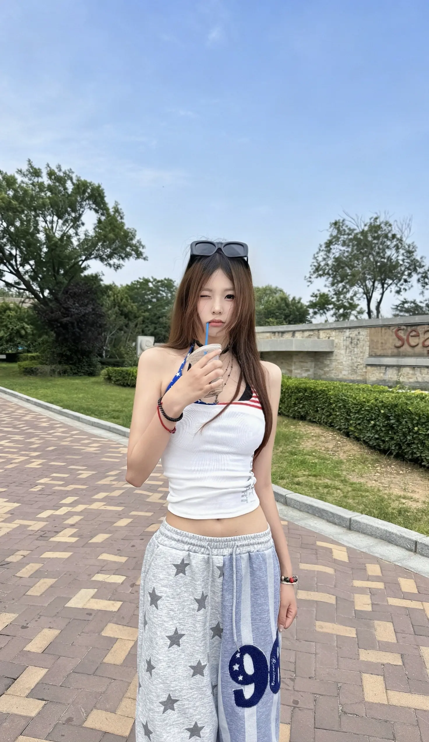 夏天的我阳光明媚    🌴☕️