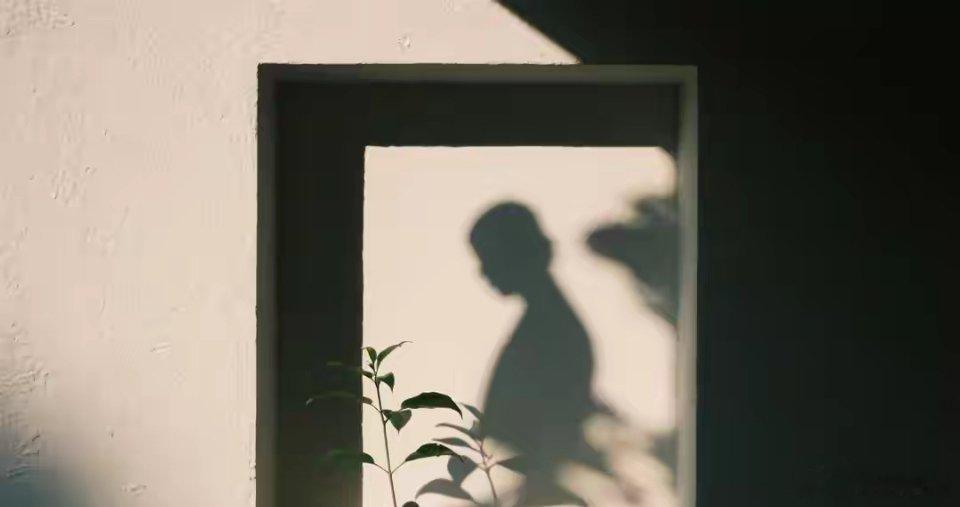 .往事清零，爱恨随意，不纠缠是最后的体面