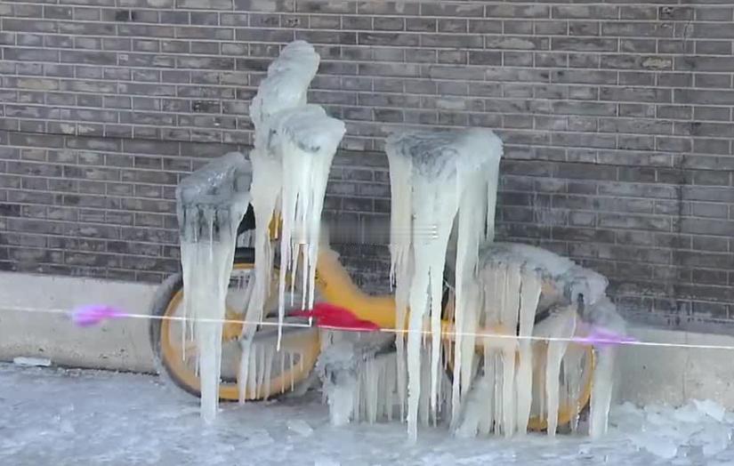 骑共享单车的单次价格已经1.5元了~~[泪奔]