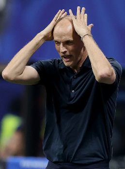 图赫尔怼百万教练 图赫尔赛后这番话，翻译过来就是：我没错，错的是全世界。但英格兰