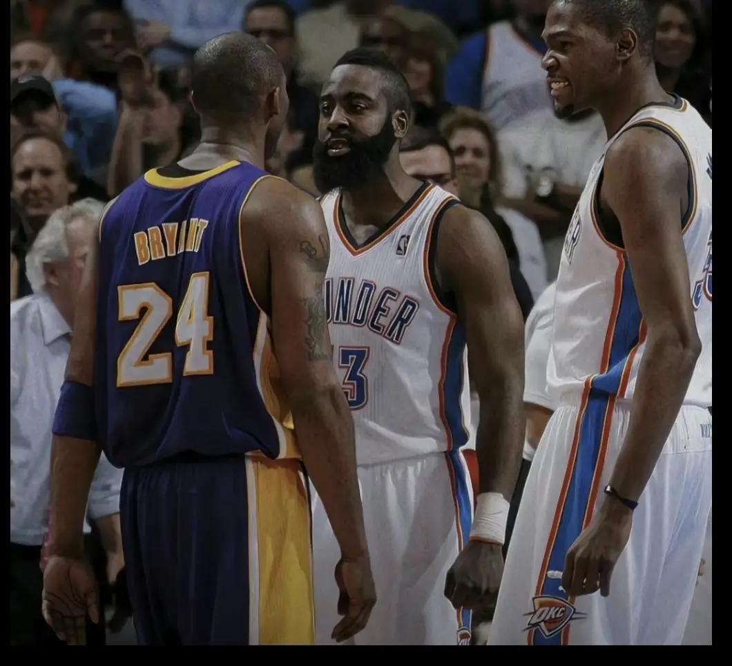 这事哈登没毛病啊，你不提前续约，摆明了明年要耍流氓啊

到时候来一句，没错，这就