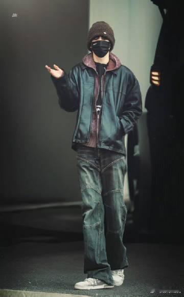 陈哲远回归明星大侦探录制大侦探 家人们谁懂啊！陈哲远回归《大侦探》的消息一出来，