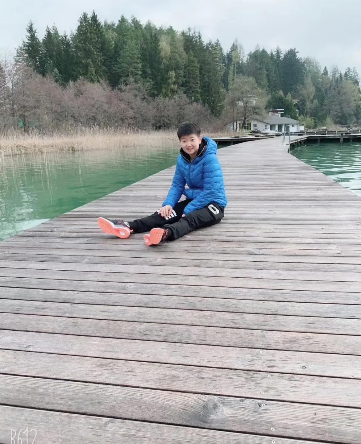 好久没有看到莎莎了，大头都到法拉克福了，妹宝怎么还不出现啊？

看不到新鲜的莎莎
