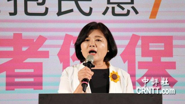 中联油脂致癌油事件，“卫福部门”宣布有19批部分检验合格油品恢复上架，对此，中国