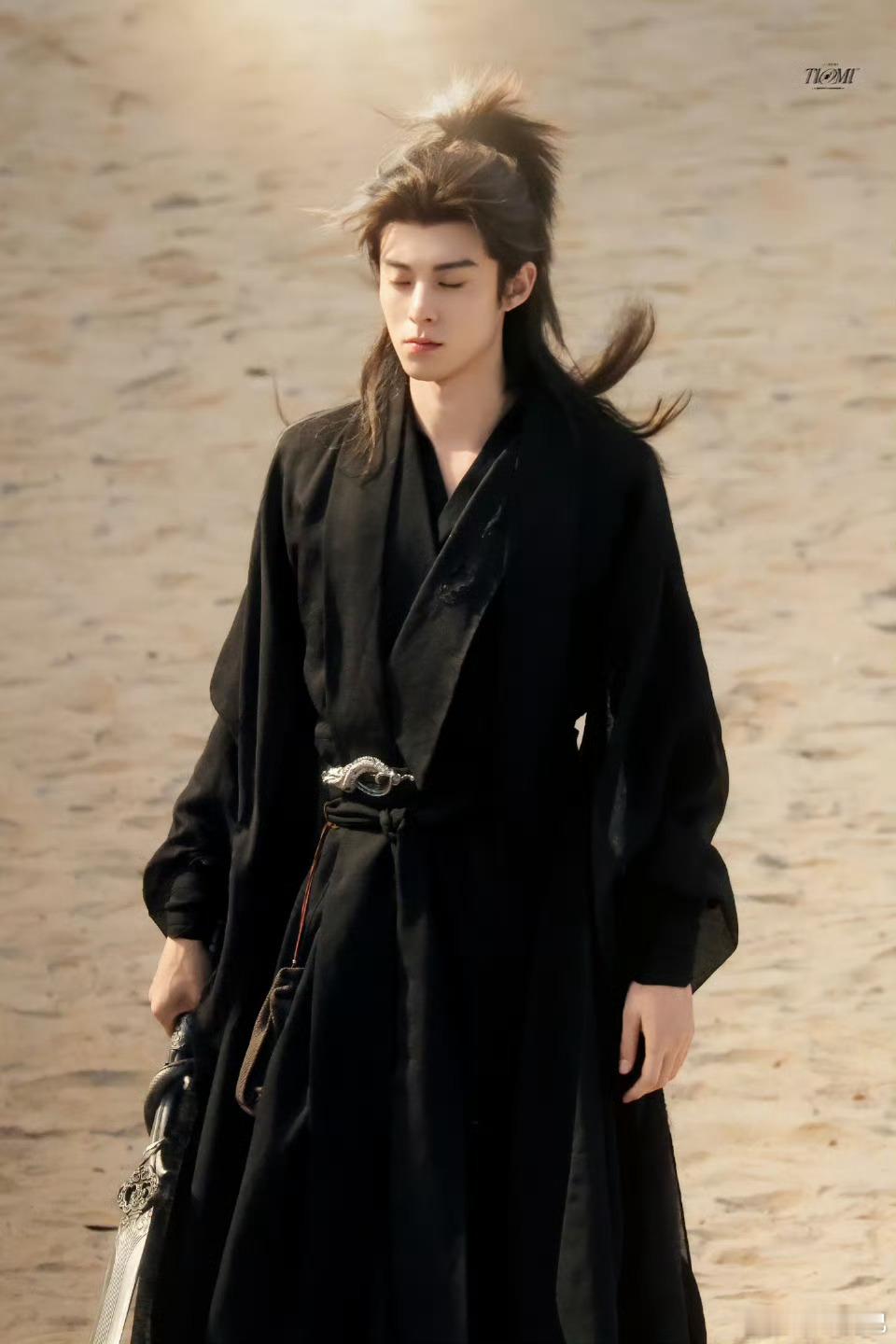 细腰长腿紧致的脸好自律啊王鹤棣[流鼻血][流鼻血][流鼻血] ​​​