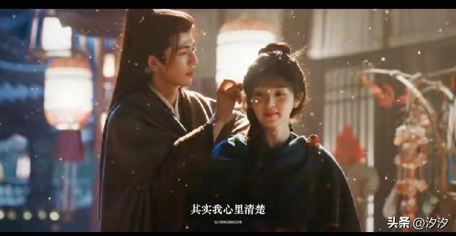 最近这部《逐玉》非常的火，
看了它的宣传片，
才知道它火的原因，
原来是猛磕恋爱