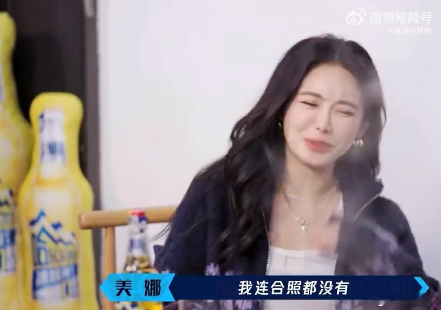王鹤棣谁问你了  看到王鹤棣的这些福利，我这心里真是五味杂陈！合照、to签球衣，