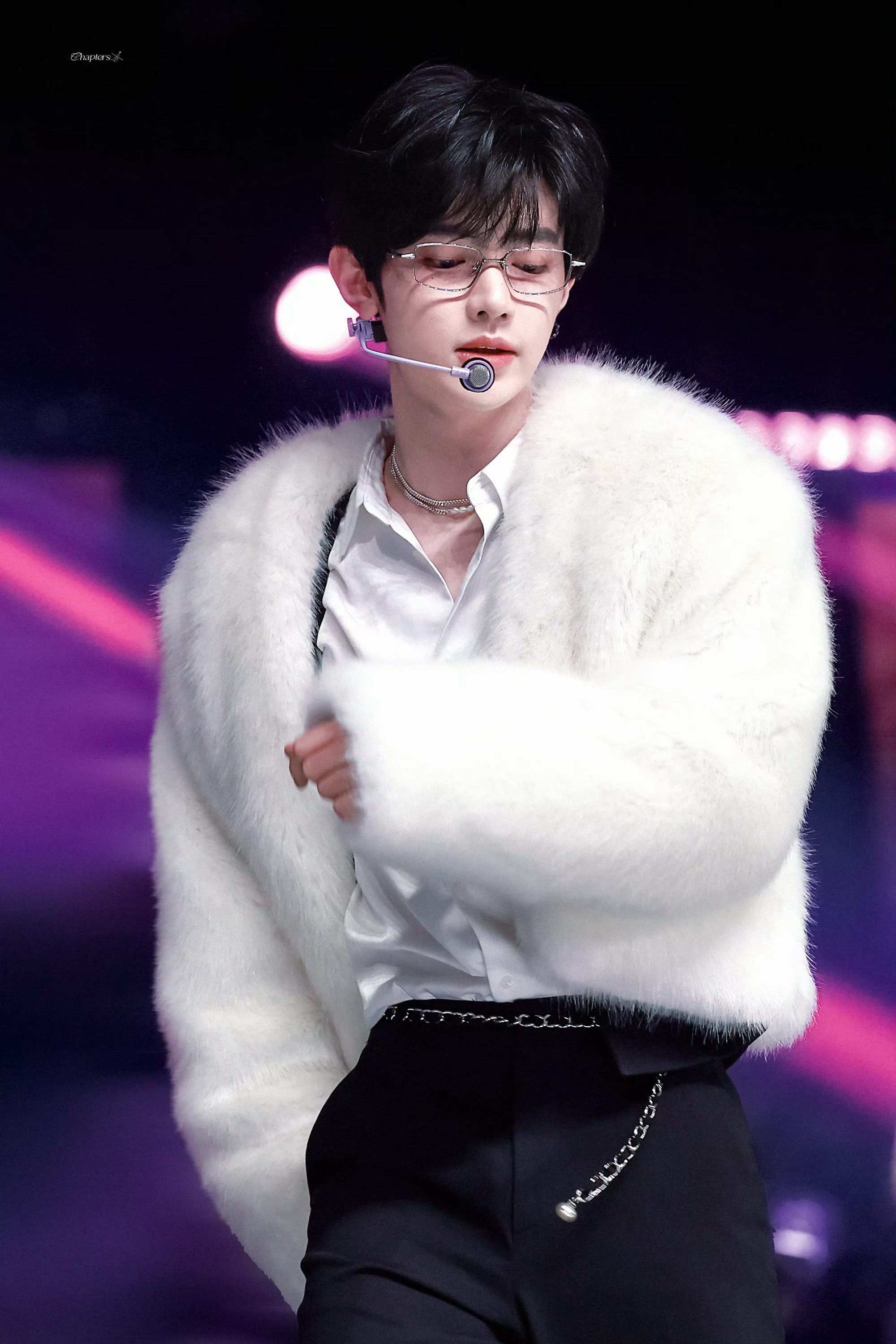 燥候章昊开通账号有颜值有实力谁能不爱章昊开通微博